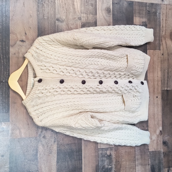 Carraig Donn Other - Vintage Carraig Donn 100% Wool Cream Chunky Knit Fisherman Cardigan Sz Large M